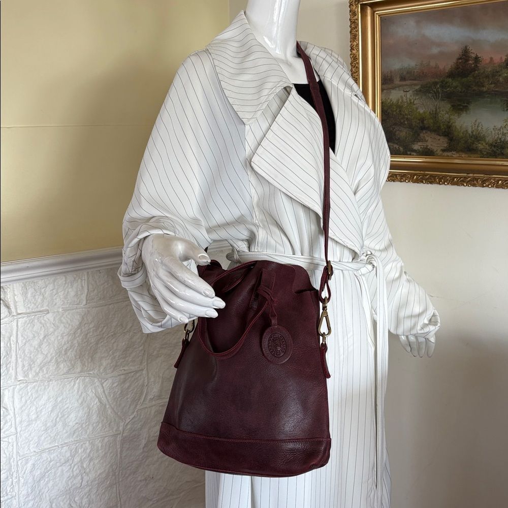 Roots Soft Leather Tote | Burgundy | Dual Handles + Crossbody Strap - Picture 4 of 16